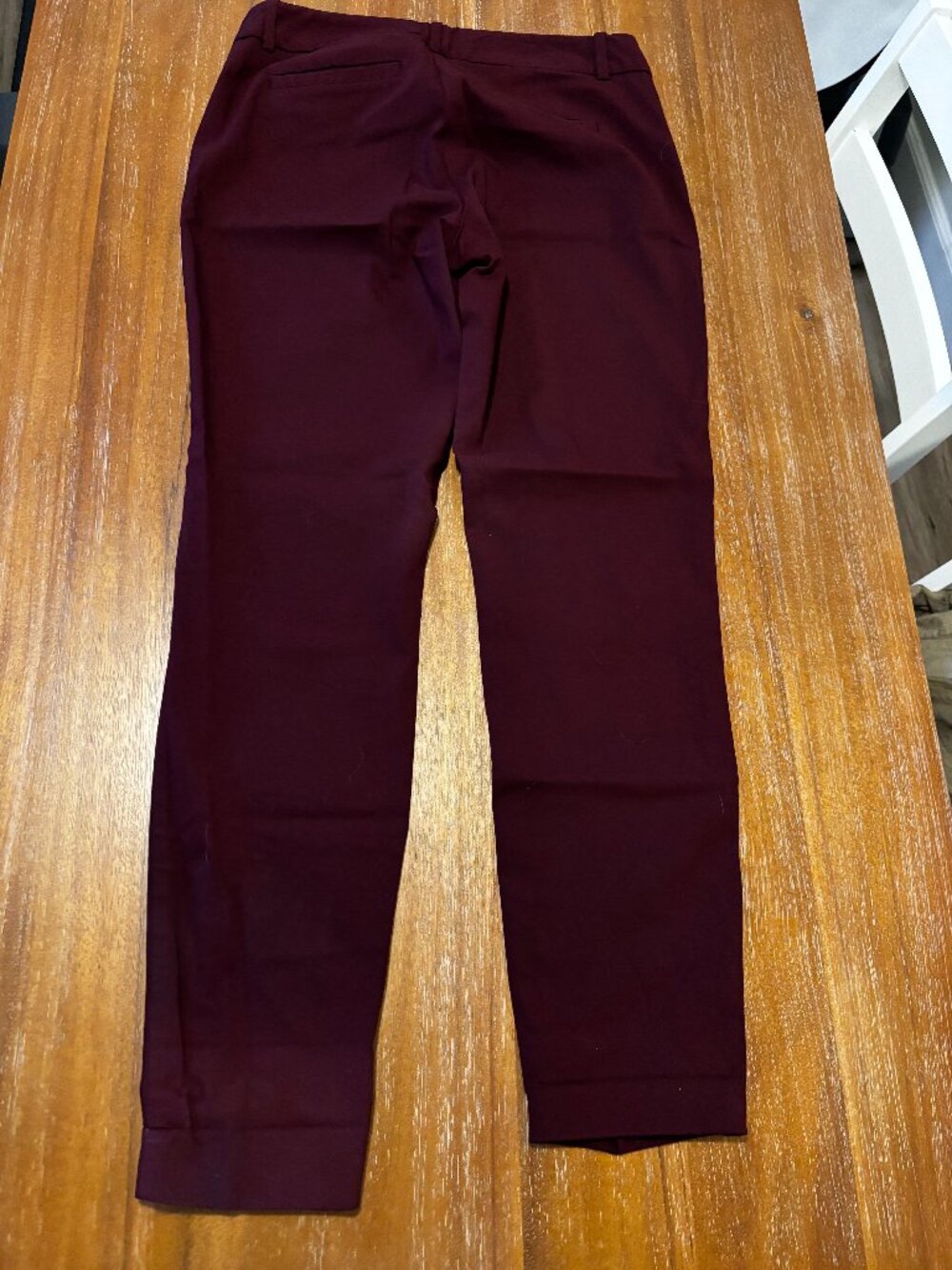 THE LIMITED Exact Stretch Ankle Pants Burgundy/Wine Red Size 4